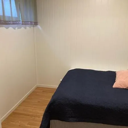 Flott Sentralt Pa Tromsoya *