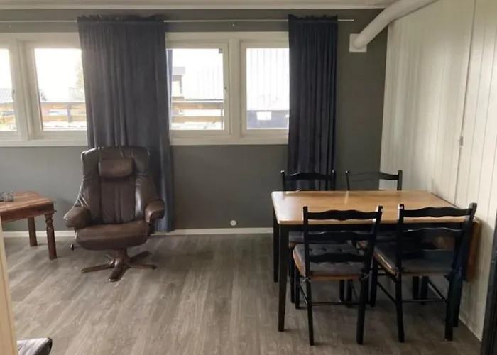 Flott Sentralt Pa Tromsoya